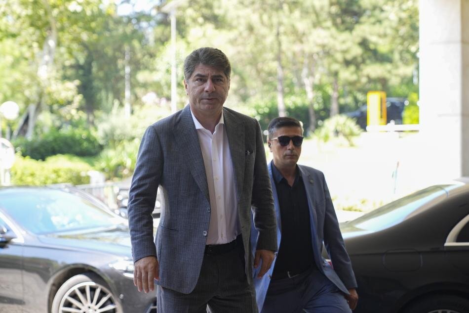 HAKAN SAF�'DEN TRANSFERDE AGRES�F PLAN