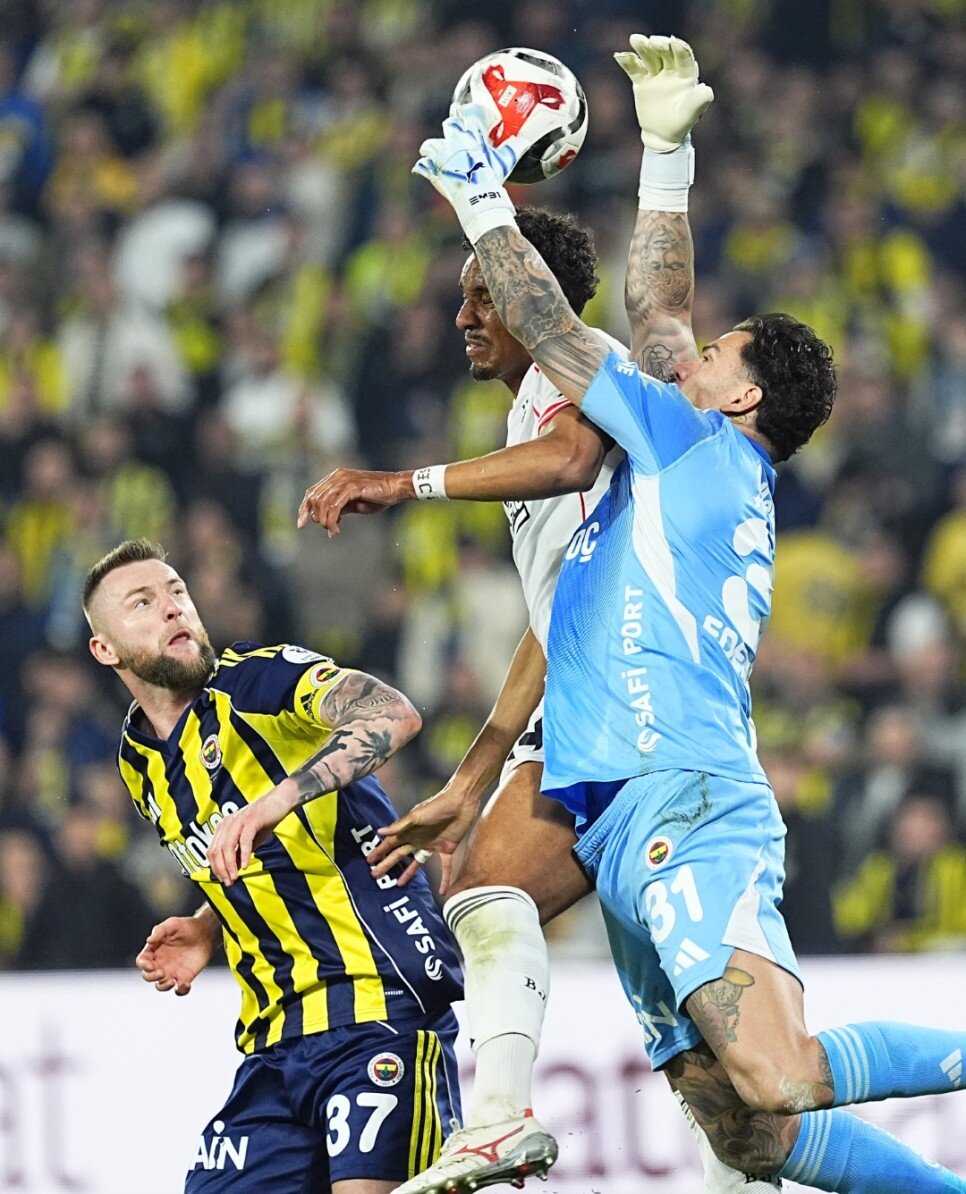 BU SEZON EDERSON