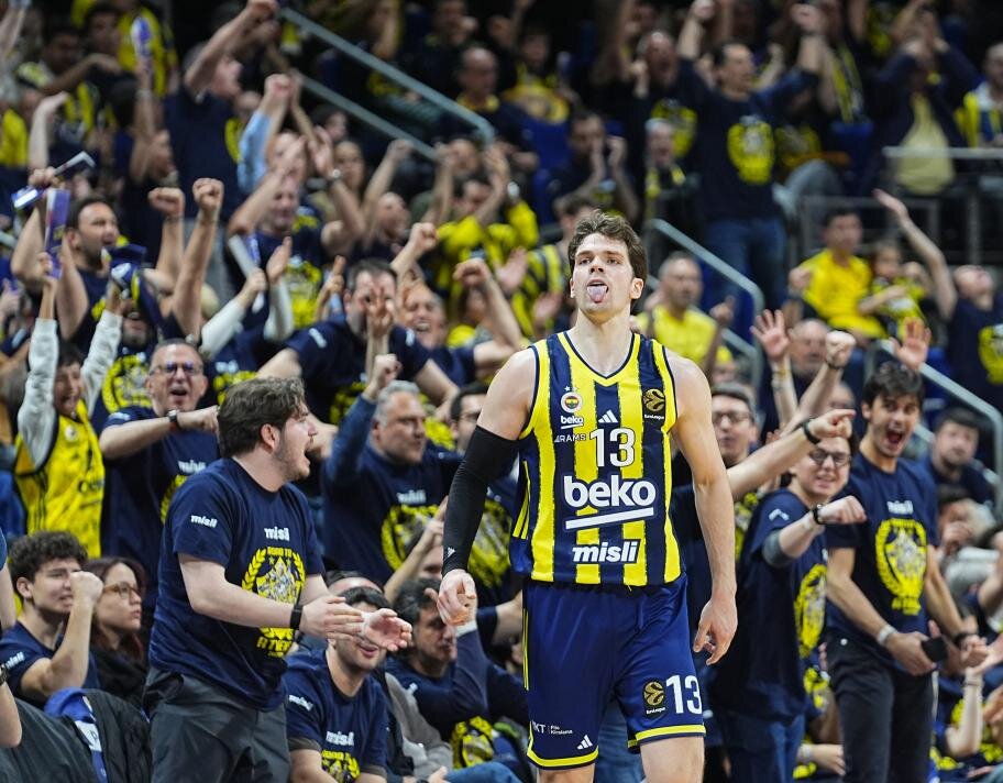 8. KEZ FINAL FOUR HEYECANI