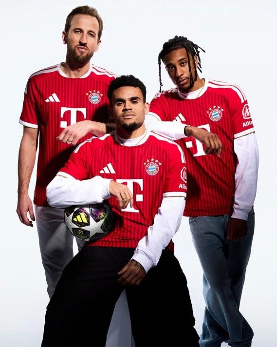 BAYERN M�N�H