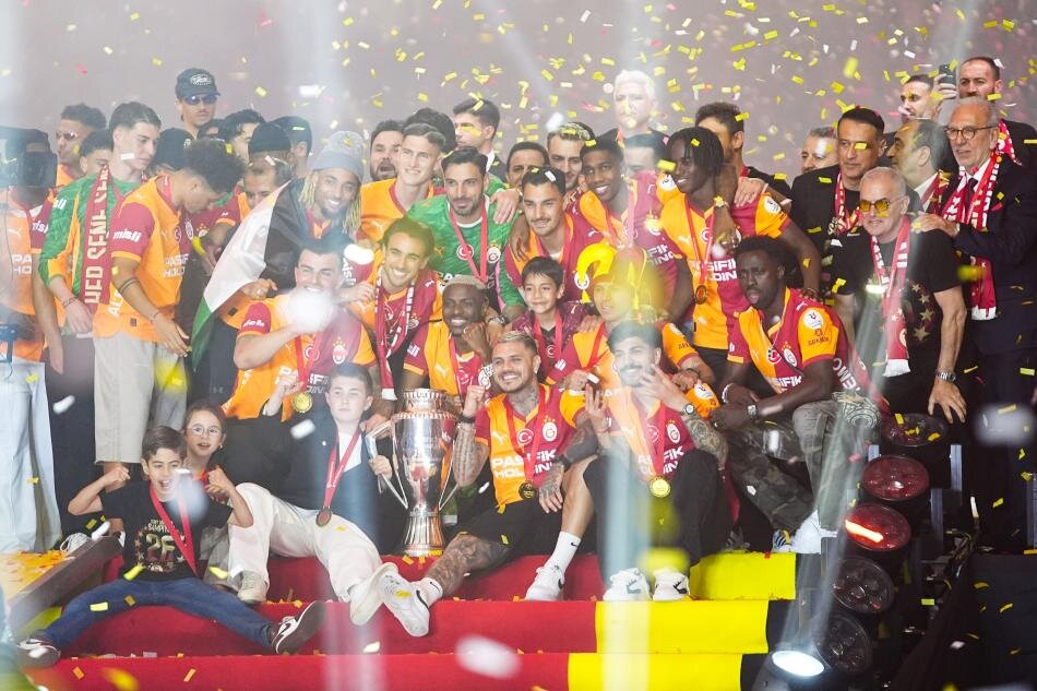 G.SARAY'IN 10 MADDEL�K YOL HAR�TASI