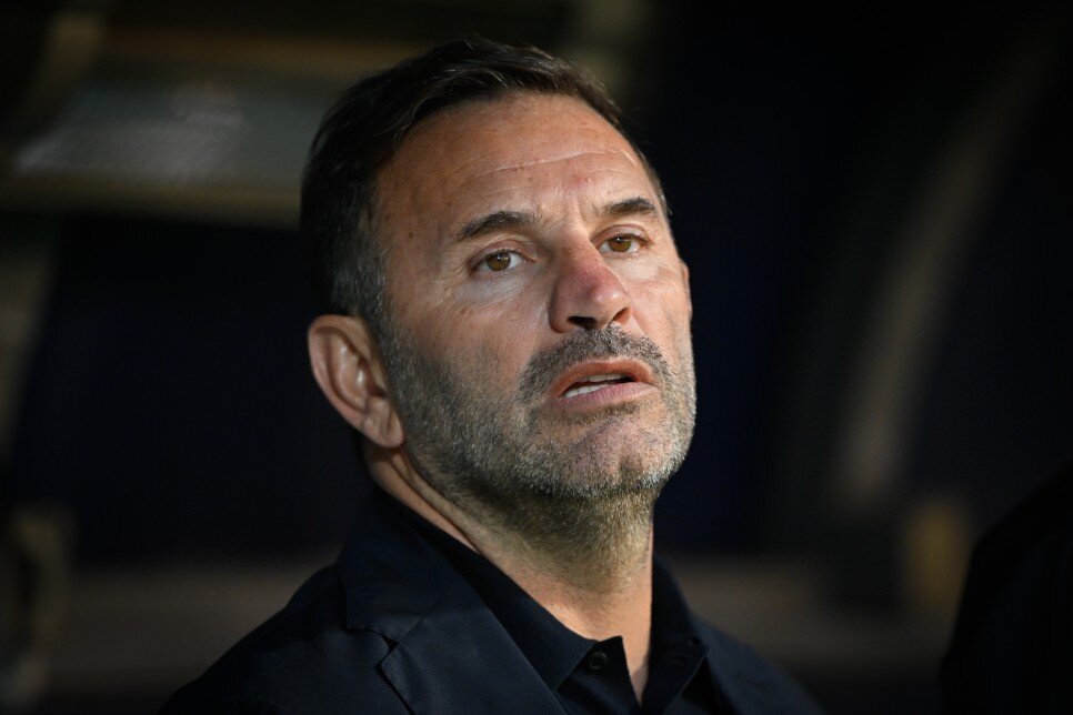 OKAN  BURUK'UN S�ZLER�