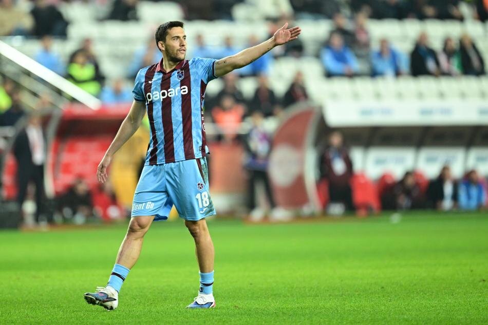 15-UMUT NAY�R
