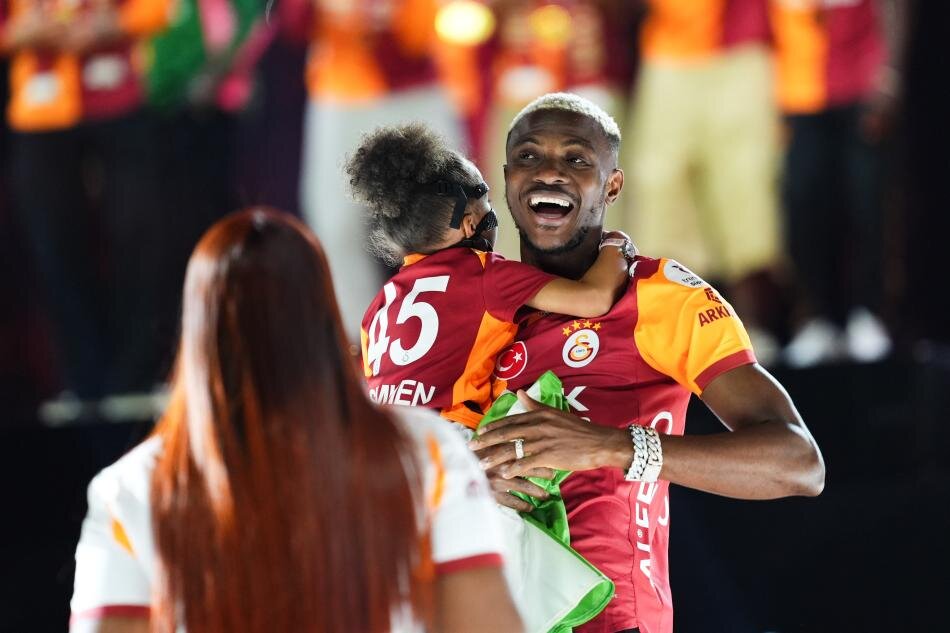 NAPOLI'N�N OSIMHEN TALEB�!