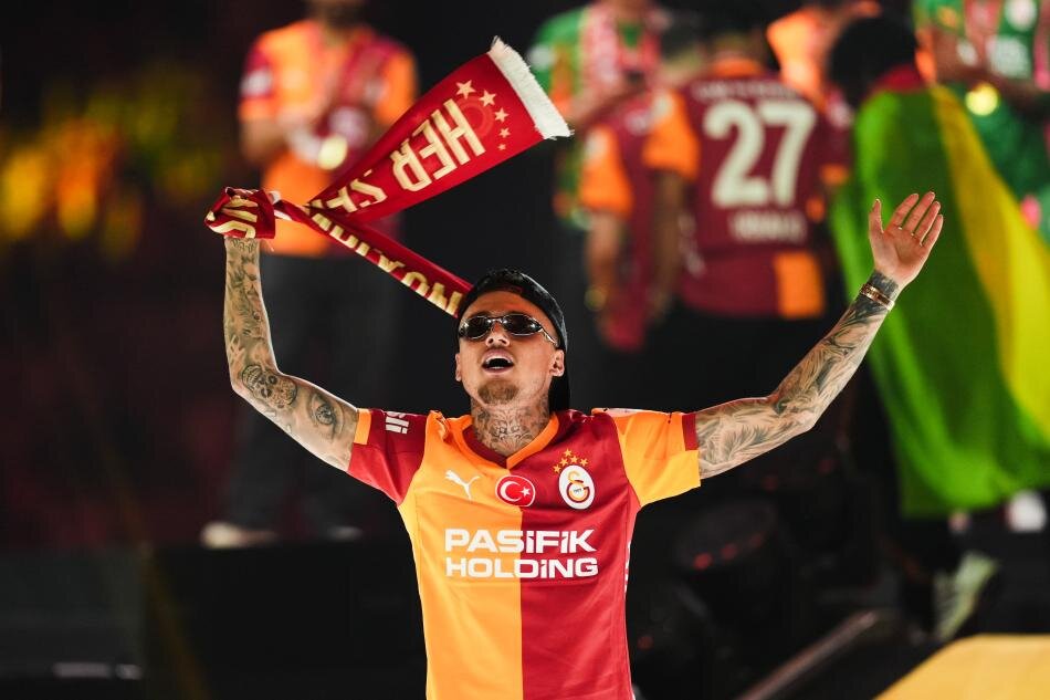 GALATASARAY KAR�YER�