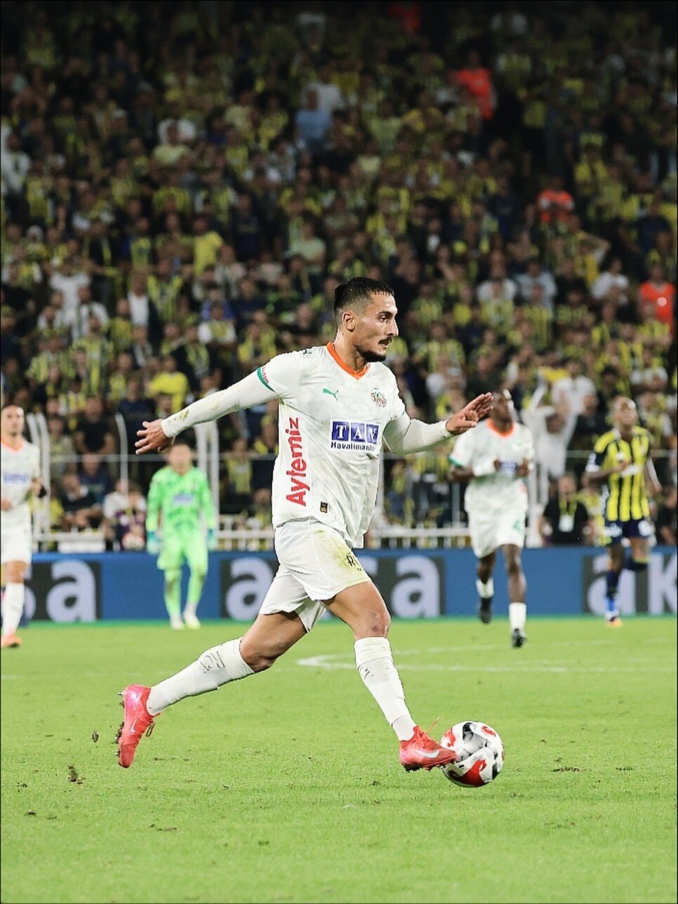 OKAN BURUK SICAK BAKIYOR