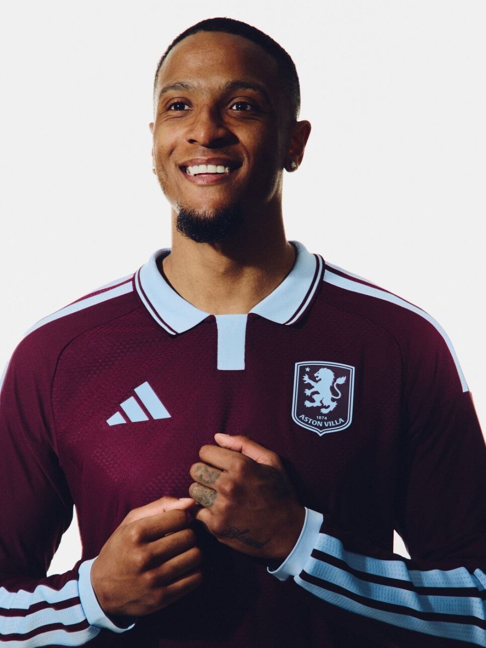 ASTON VILLA (�� SAHA)