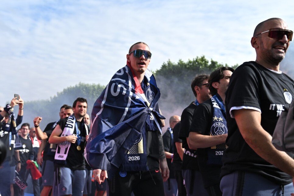 PSG'DE PART� ZAMANI