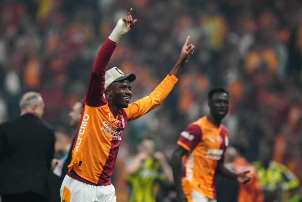 T�RK�YE'DE MUTLU