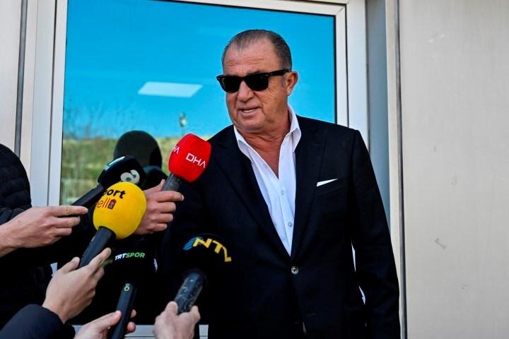HAKAN �ALHANO�LU