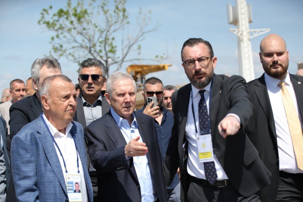 K�RADAN D�NECEK �S�MLER