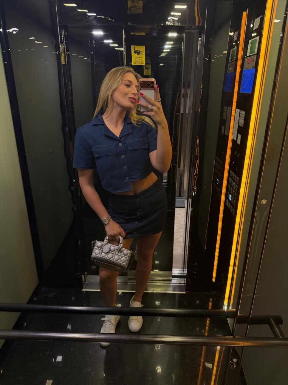 CANSU �ZBAY