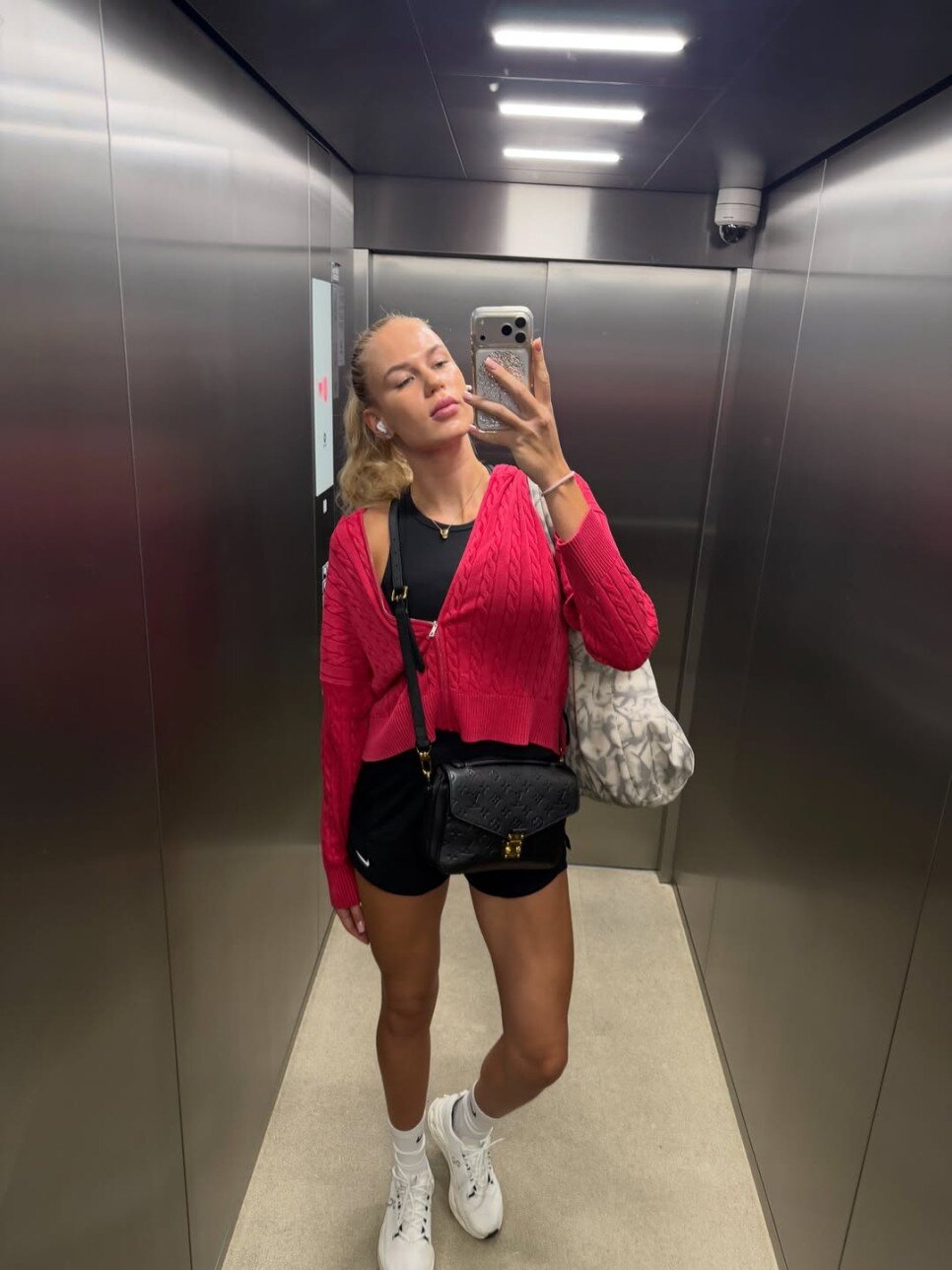 ARINA FEDOROVTSEVA