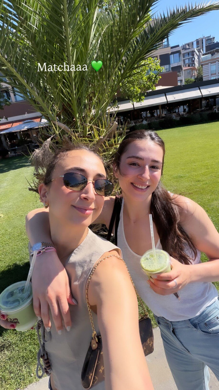 SAL�HA & EL�F �AH�N