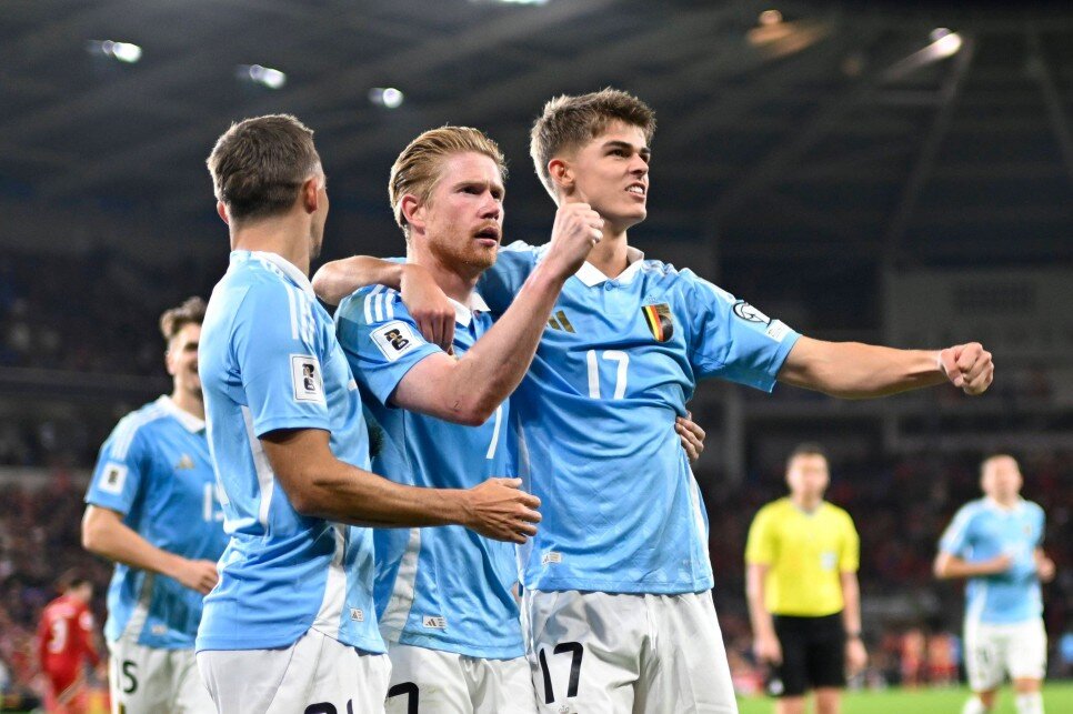 NAPOLI ENGEL�