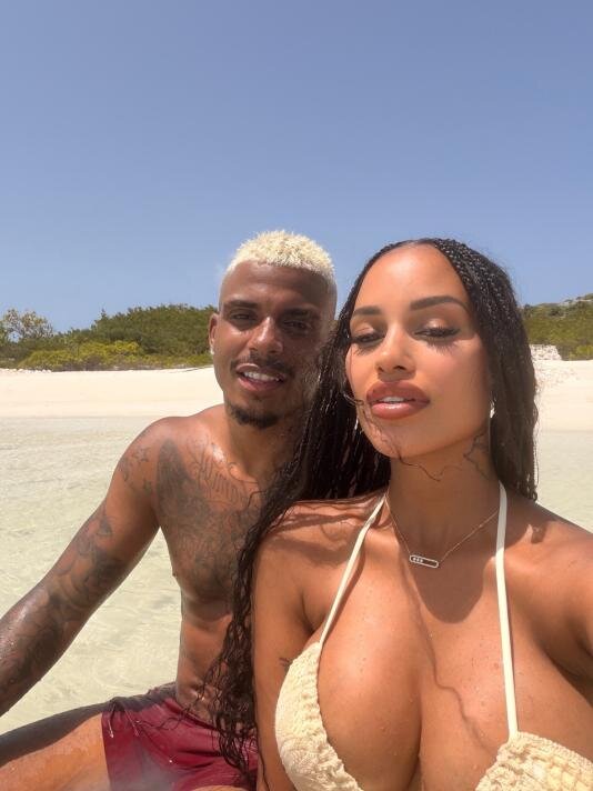 MARIO LEMINA VE E�� FANNY NEGUESHA