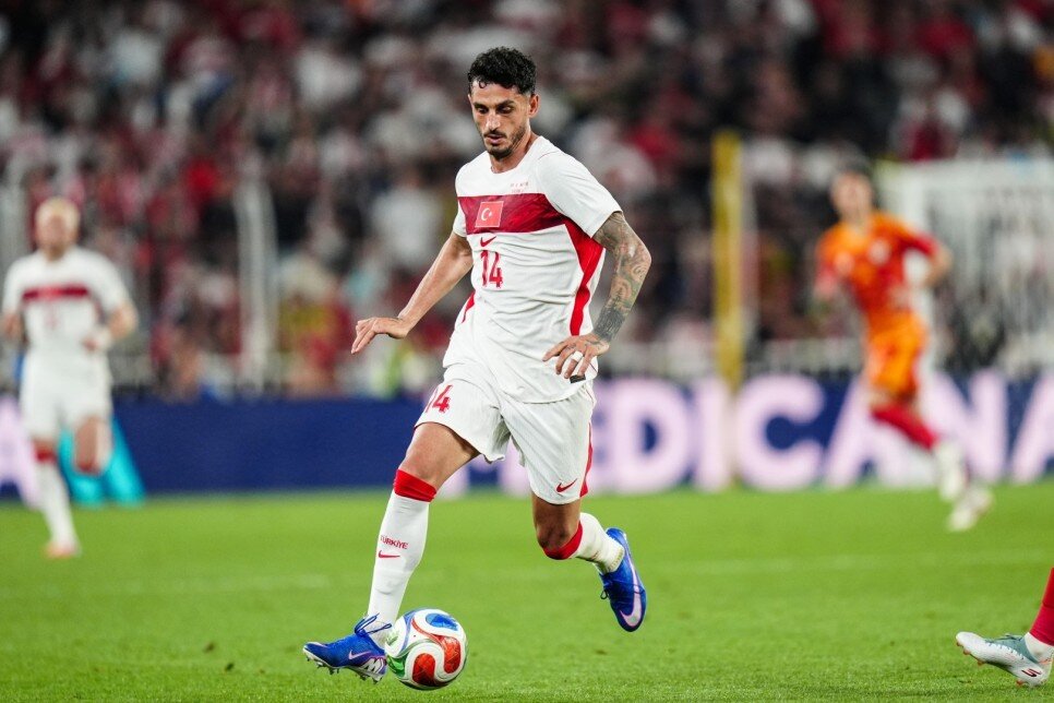 SAMET AKAYD�N