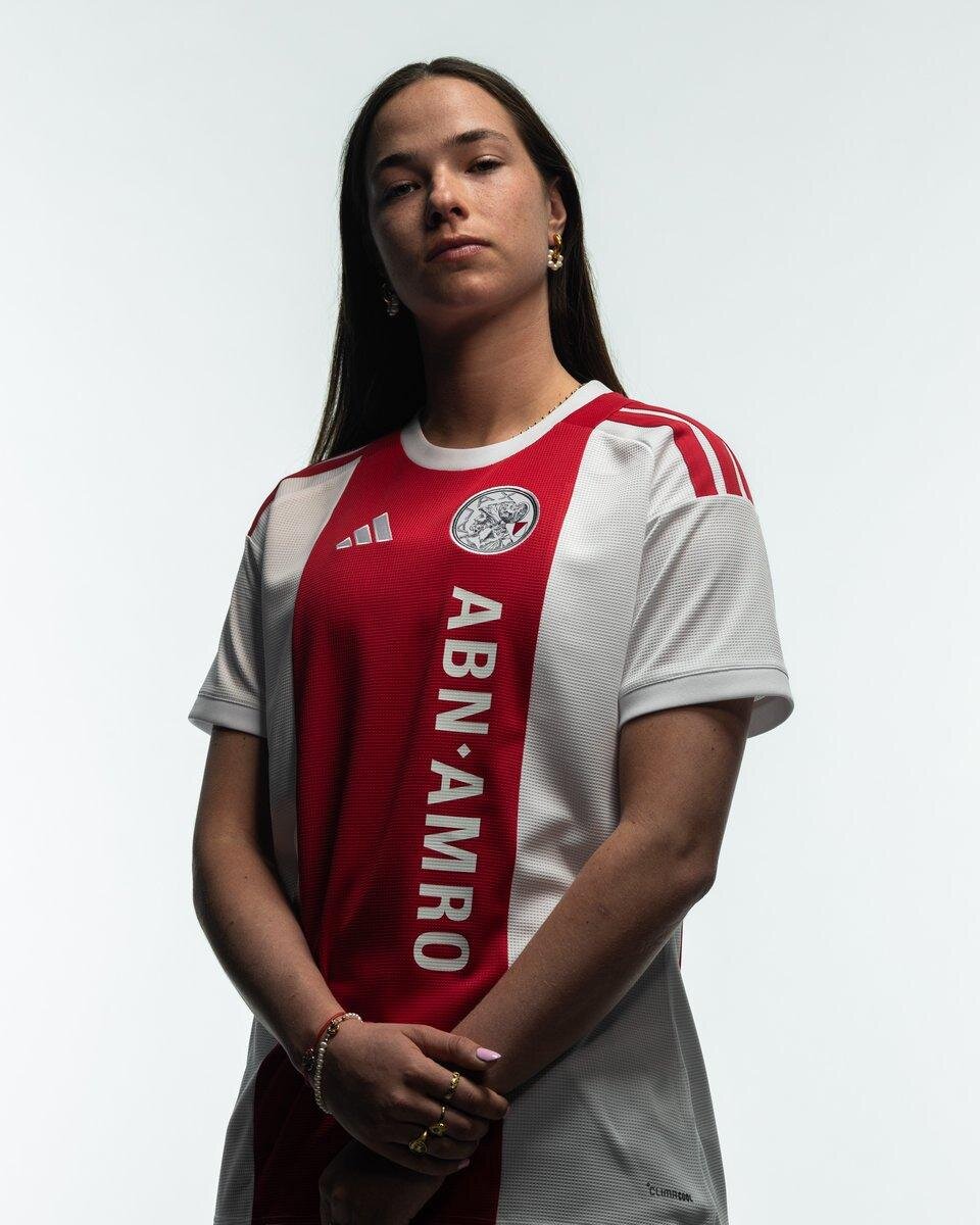 AJAX (�� SAHA)