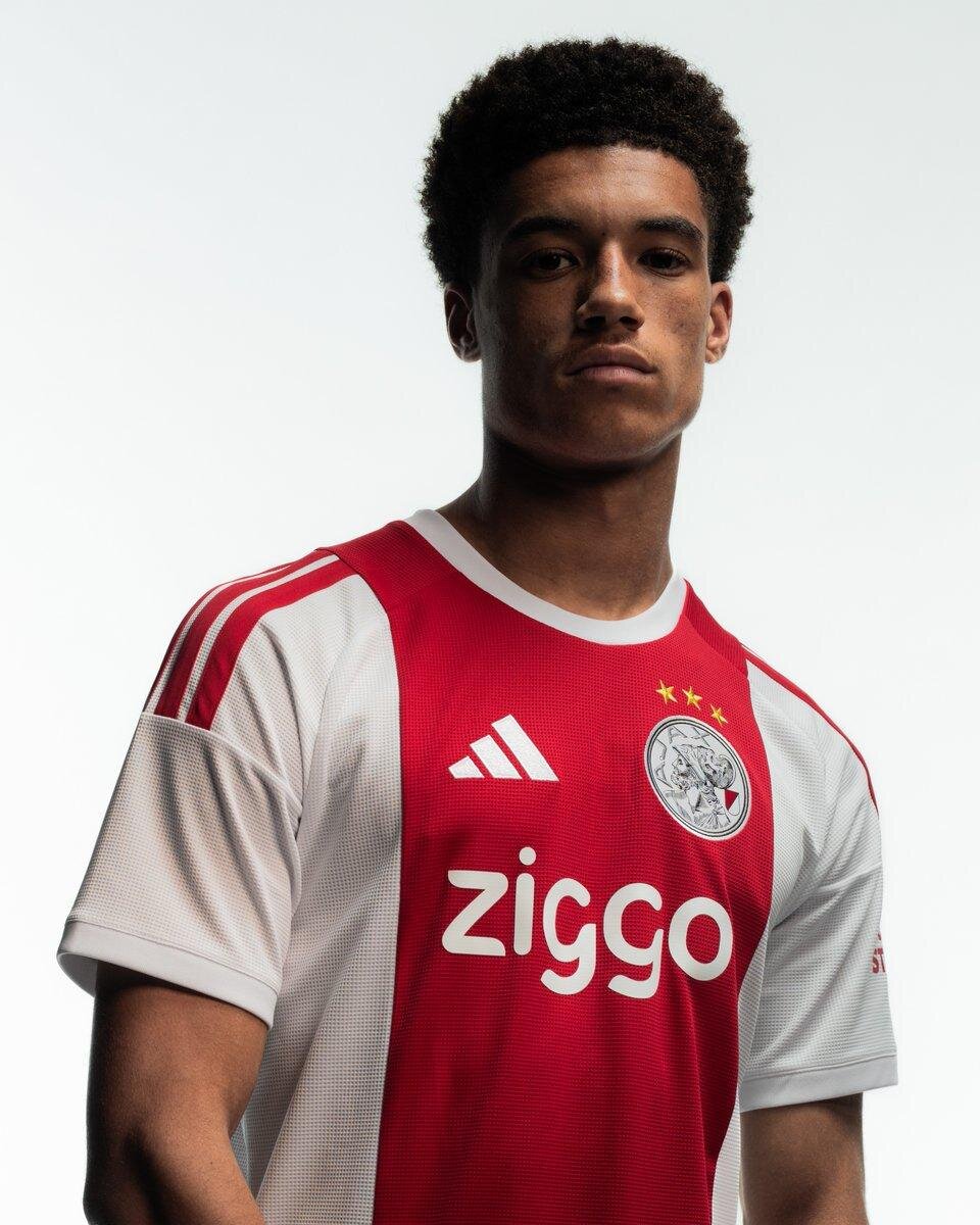 AJAX (�� SAHA)