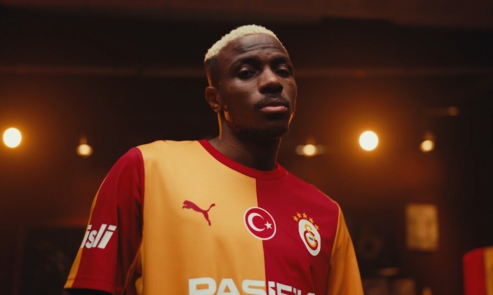GALATASARAY'IN YEN� FORMALARI