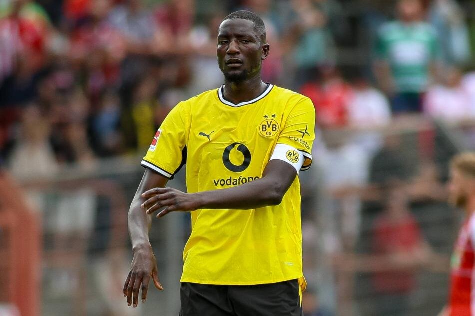 F.BAH�E'DEN GUIRASSY HAMLES�