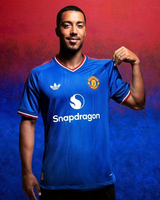 MANCHESTER UNITED