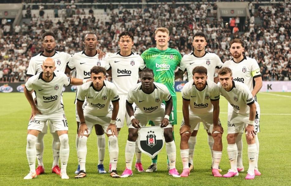 YAZARLARIN YORUMLARI
