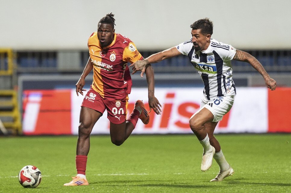 WILFRIED SINGO GEL��MES�