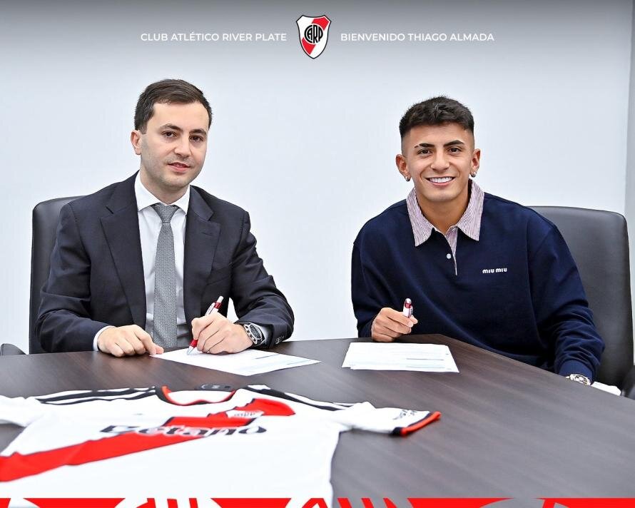 THIAGO ALMADA