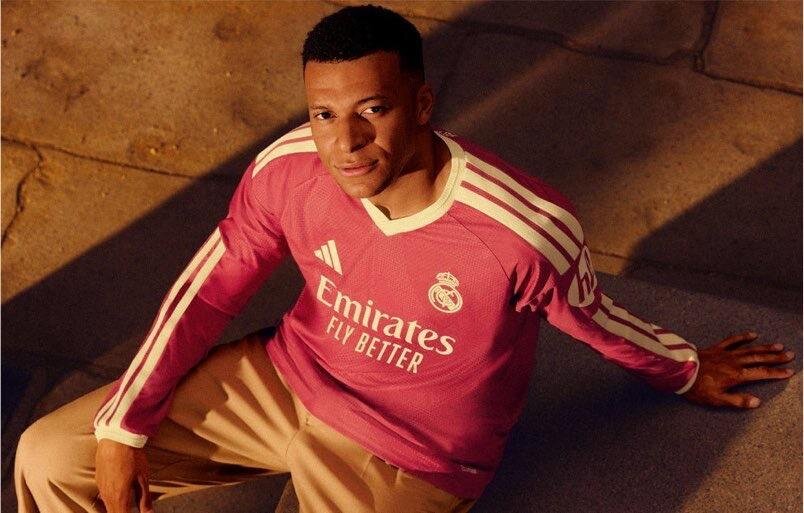 REAL MADRID (III. FORMA)
