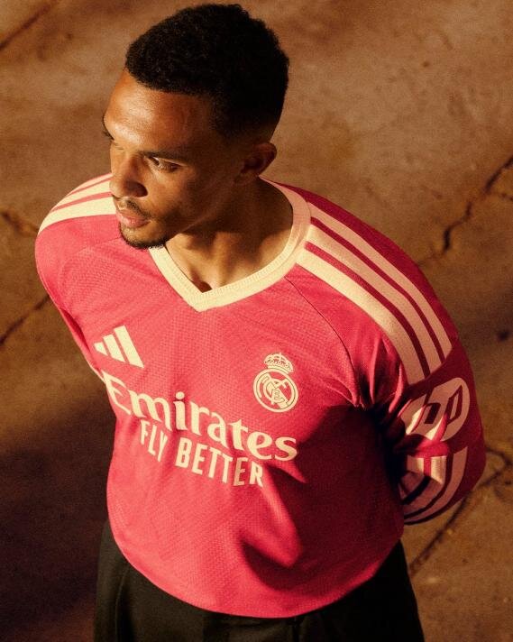 REAL MADRID (III. FORMA)