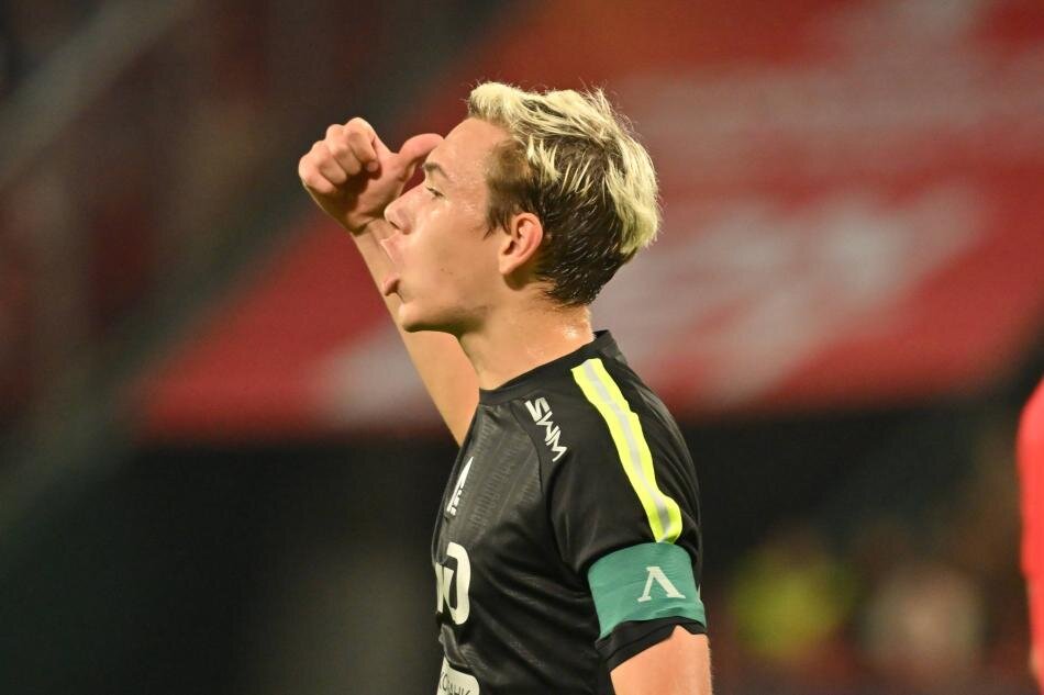 BATRAKOV NASIL B�R FUTBOLCU?