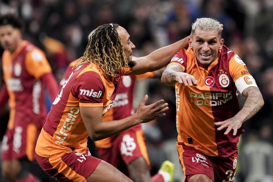 AYRILIKLAR ETK�L� OLDU