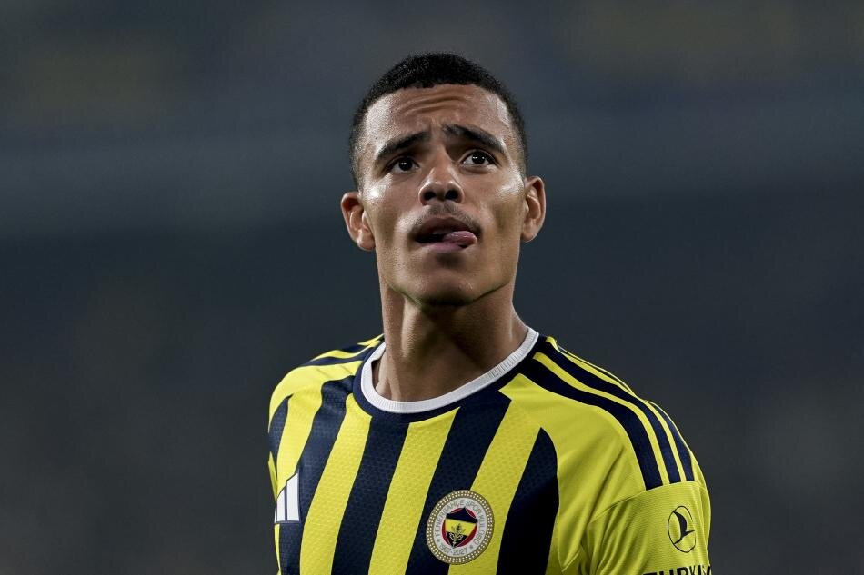GOL Y�K�N� TALISCA VE GREENWOOD �EK�YOR