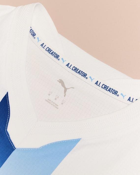 MANCHESTER CITY (ALTERNAT�F)