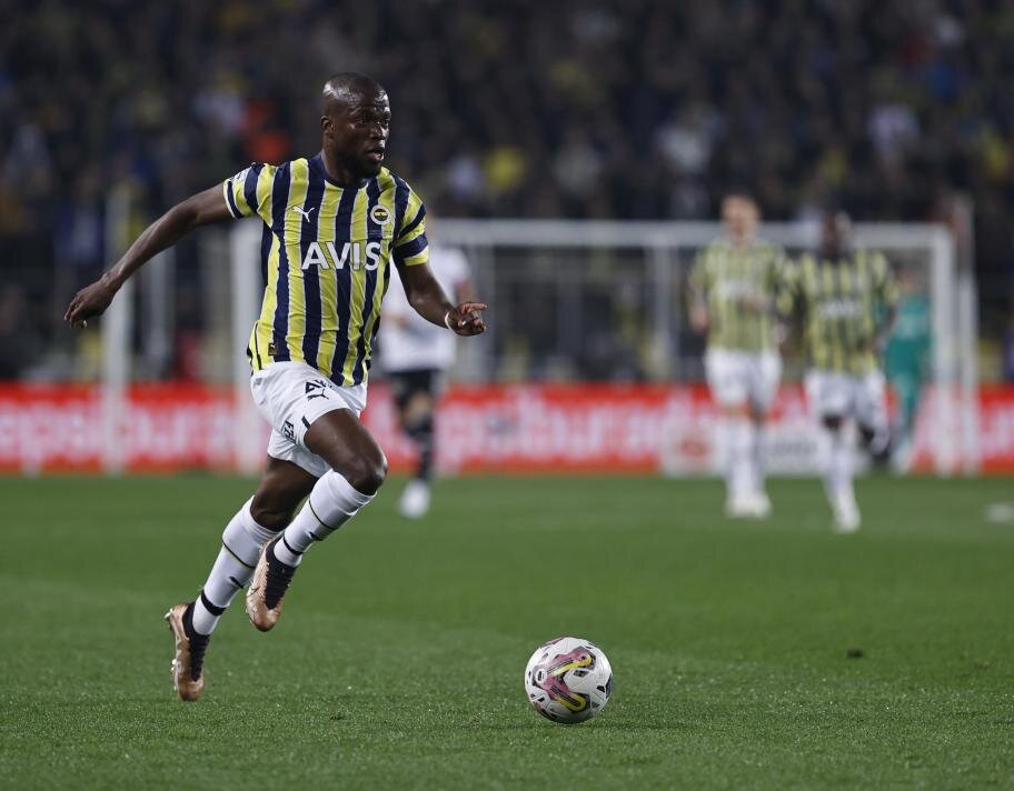 FENERBAH�E 2-4 BE��KTA�