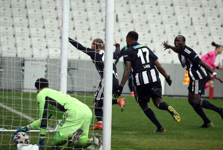BE��KTA� 1-1 FENERBAH�E