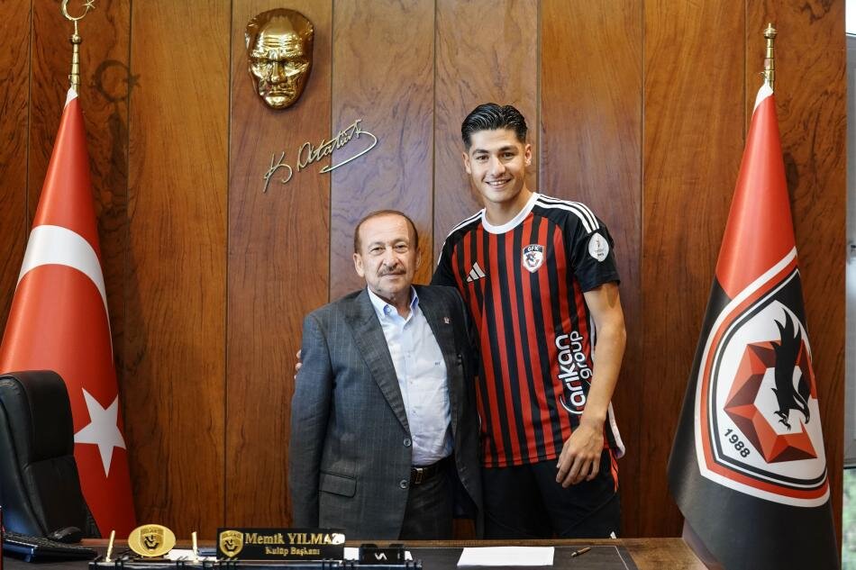 EFE SARIKAYA