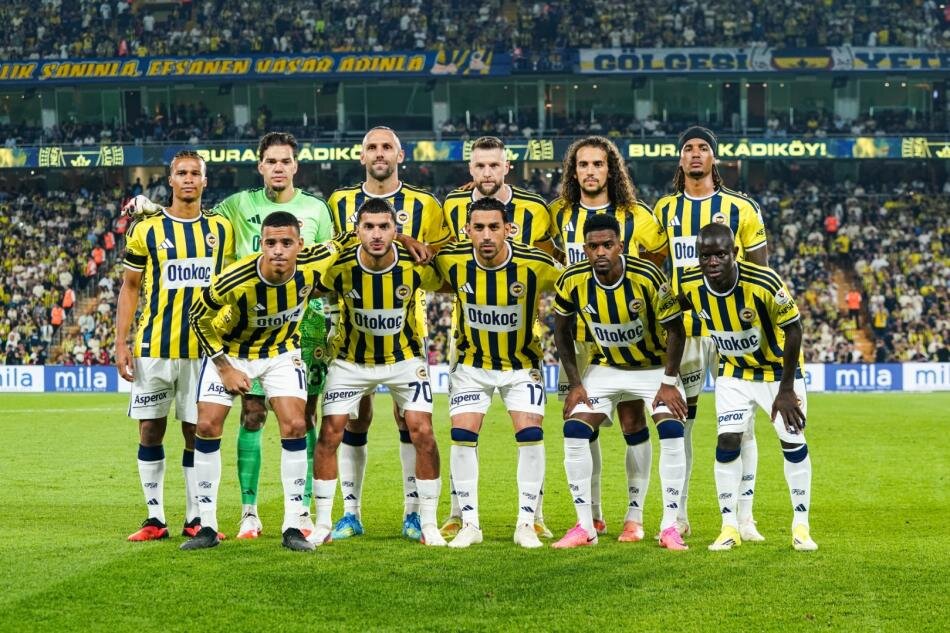�SMA�L KARTAL'DAN REV�ZYON