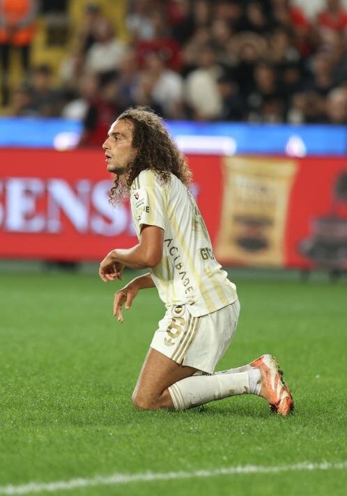 MATTEO GUENDOUZI G�NDEMDE