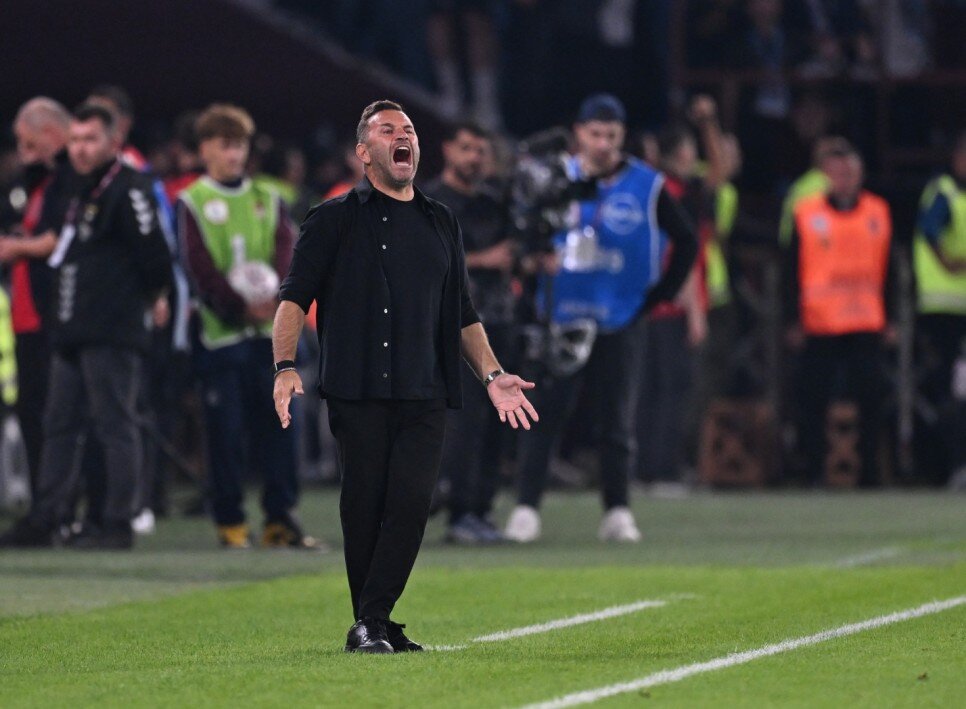 OKAN BURUK'A ELE�T�R�