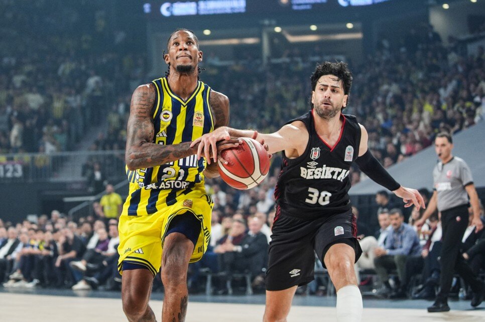 8 SEZON SONRA 3 T�RK TAKIMI SAHNE ALACAK
