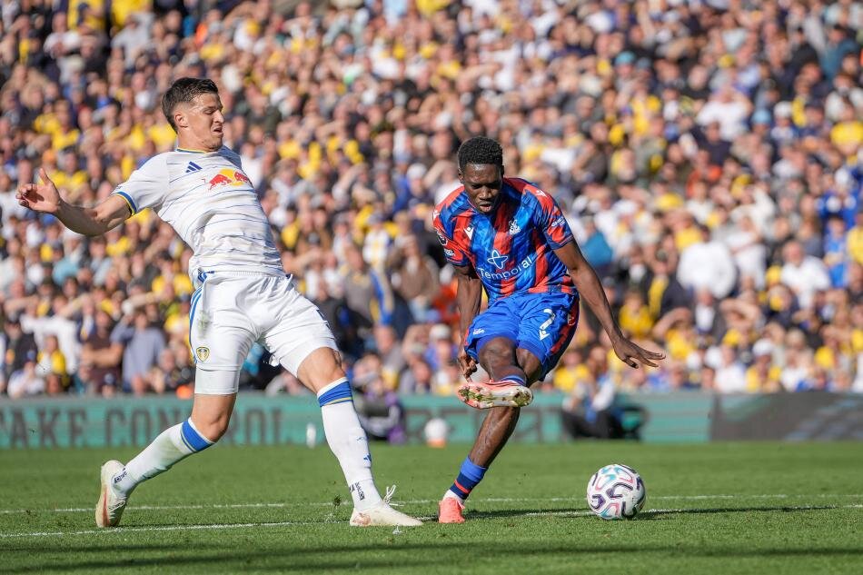 PALACE SARR'I EL�NDE TUTMAK �ST�YOR