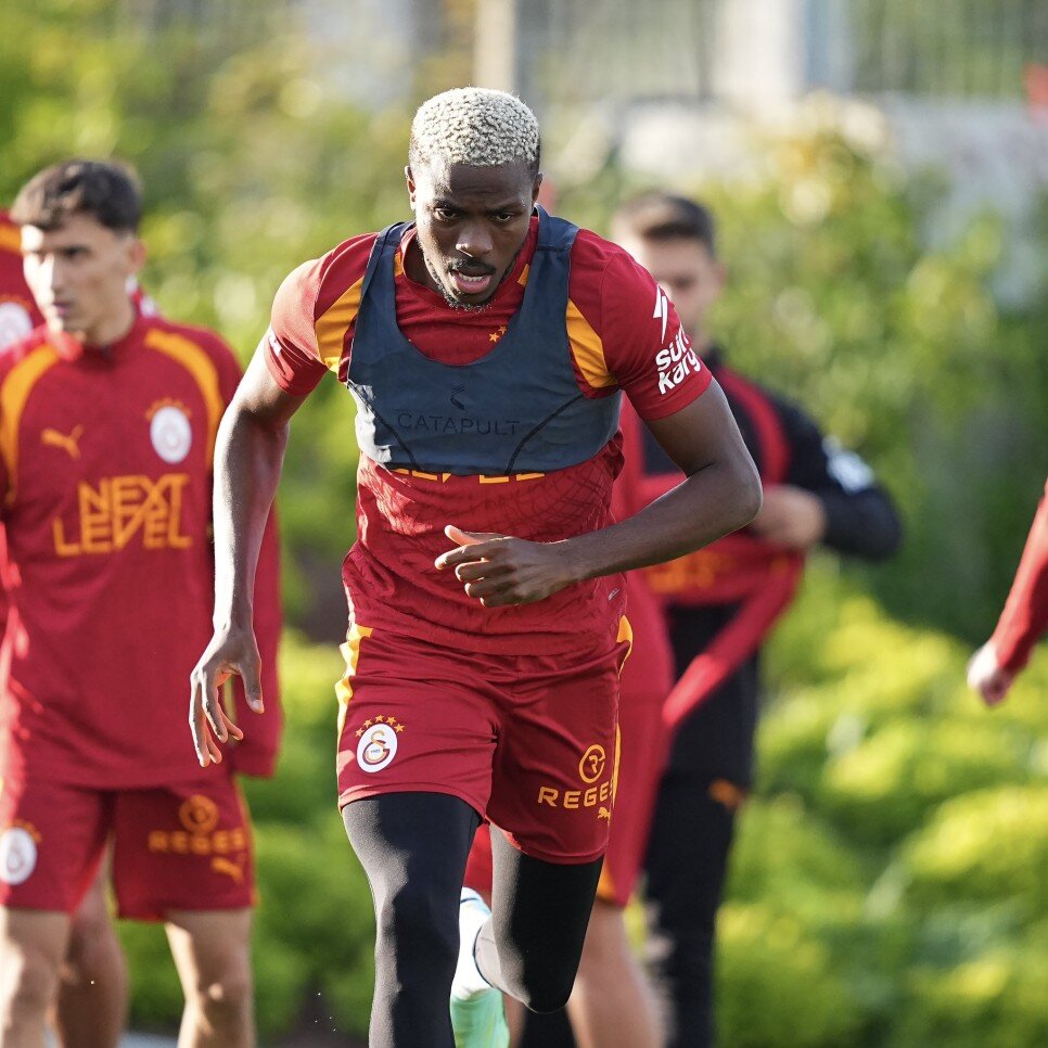 VICTOR OSIMHEN TAKIMLA �ALI�TI