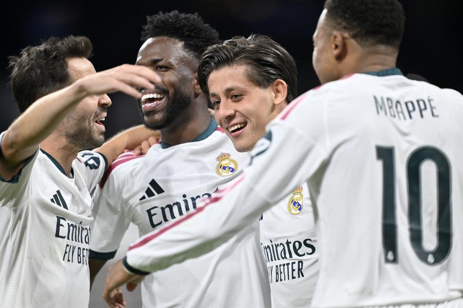 REAL MADRID / Y�ZDE 99