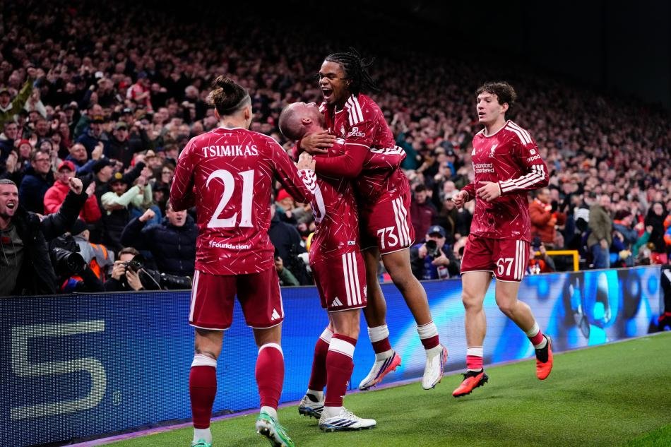 LIVERPOOL / Y�ZDE 92