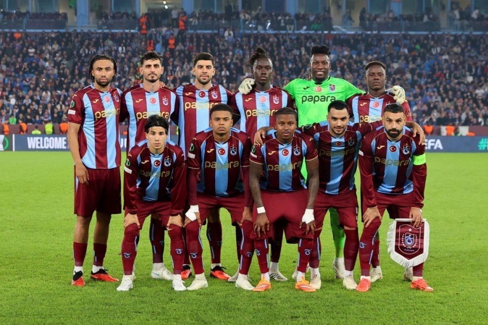 YAZARLARIN YORUMLARI