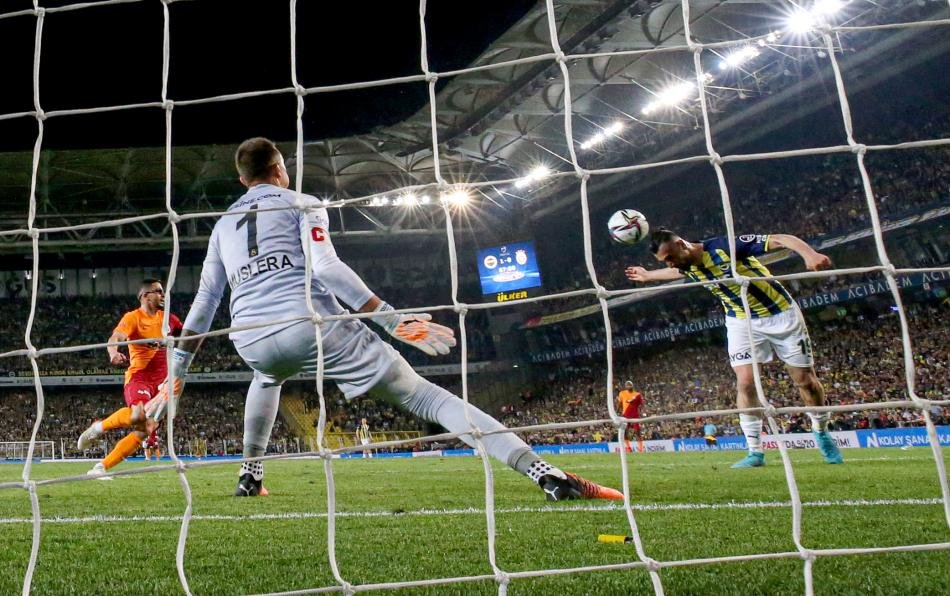 10 N�SAN 2022 | FENERBAH�E 2-0 GALATASARAY