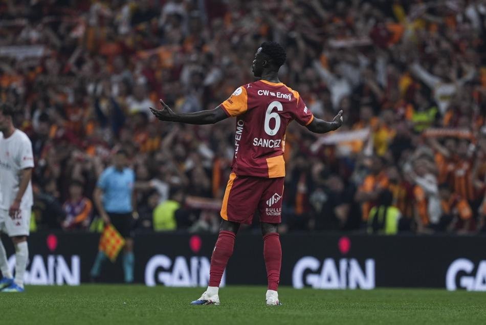 DAVINSON SANCHEZ