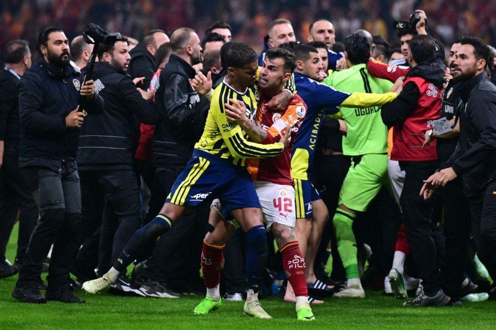 DERB� ���N YORUM